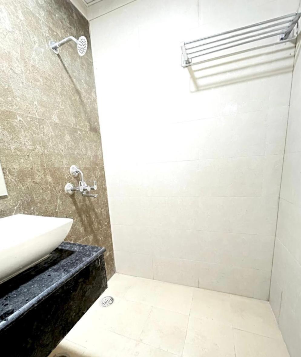 Elite Bnb Газиабад Екстериор снимка